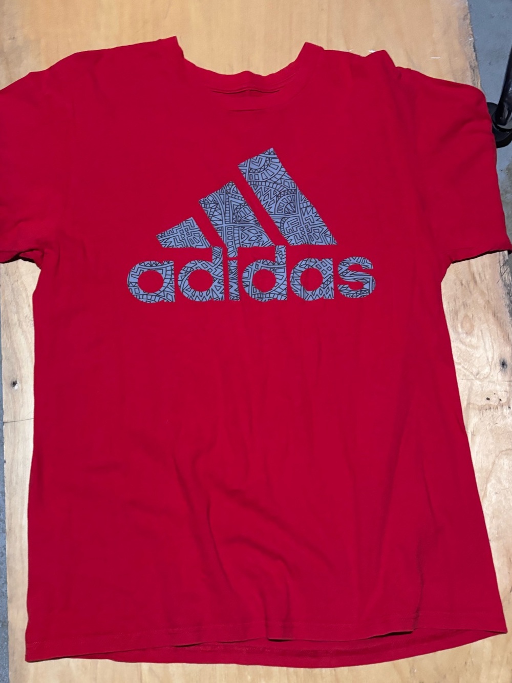 adidas Red Short-Sleeve Logo Tee with Patterned Gray Emblem